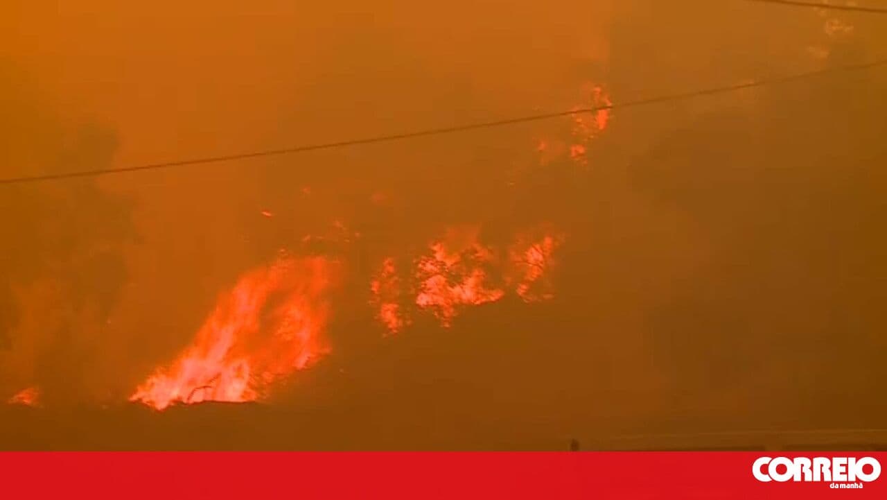 Uncontrolled wildfire in Valpaços. Tears and despair in villages with homes at risk