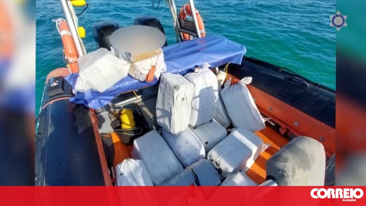 Maritime Police seize 2.1 tonnes of cocaine in the Troia area