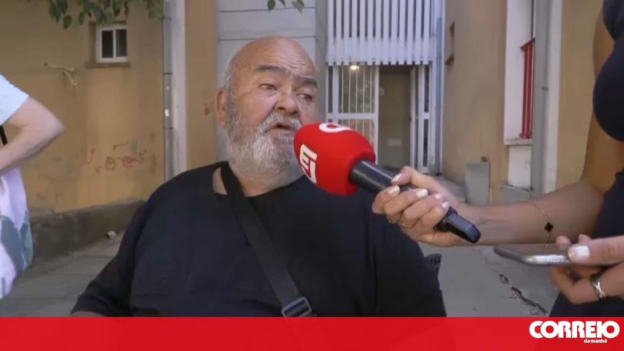 "I cannot go anywhere": man with amputated legs complains about broken elevator in building in Almada