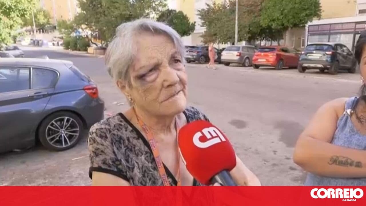 "I am always hurt": elderly woman falls down building stairs because the building has broken elevators in Almada