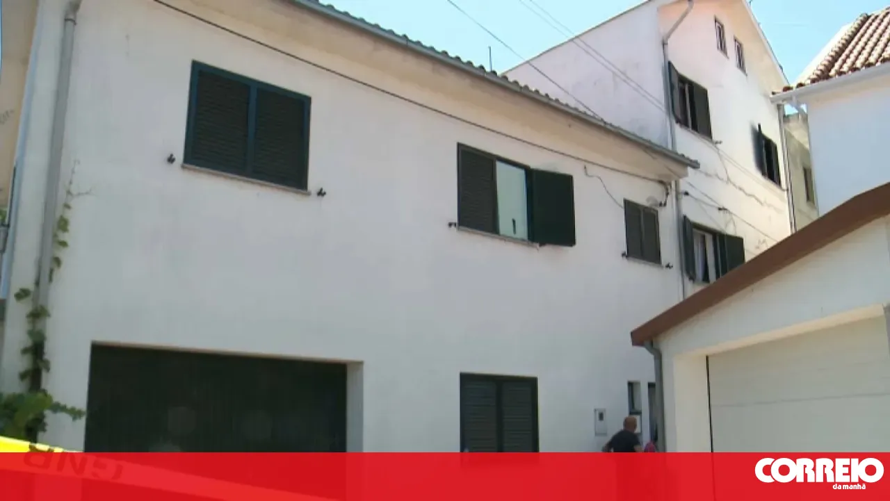 Two seriously injured in house fire in Viseu