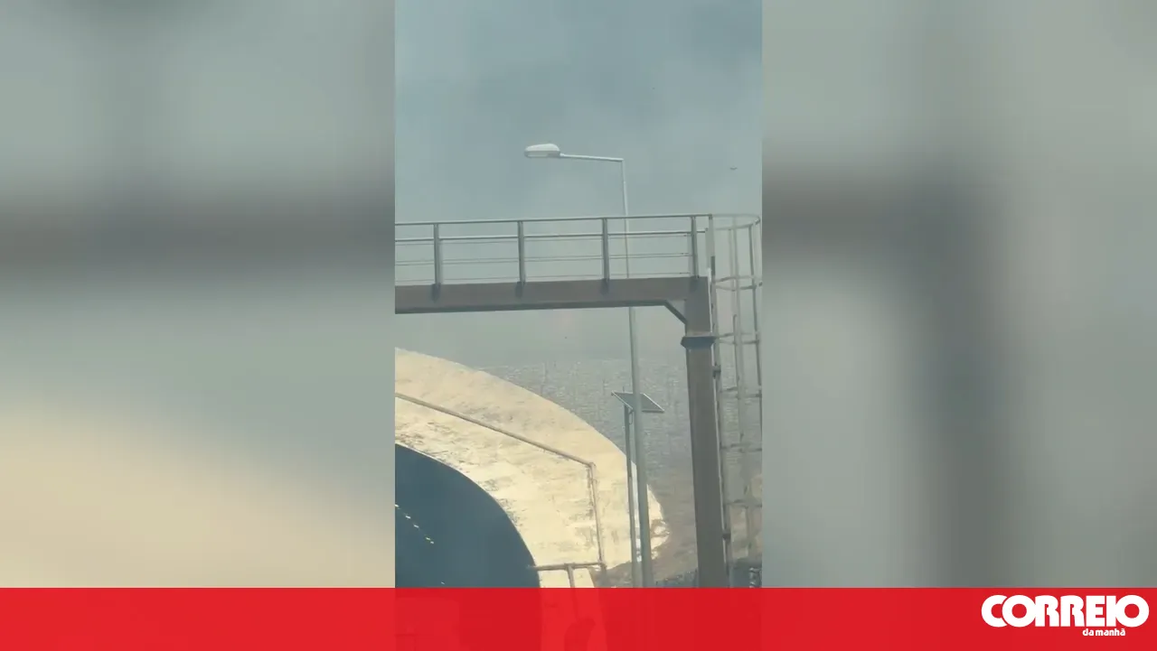 Fire in Ameixoeira forces closure of the North-South Axis near the exit to Camarate