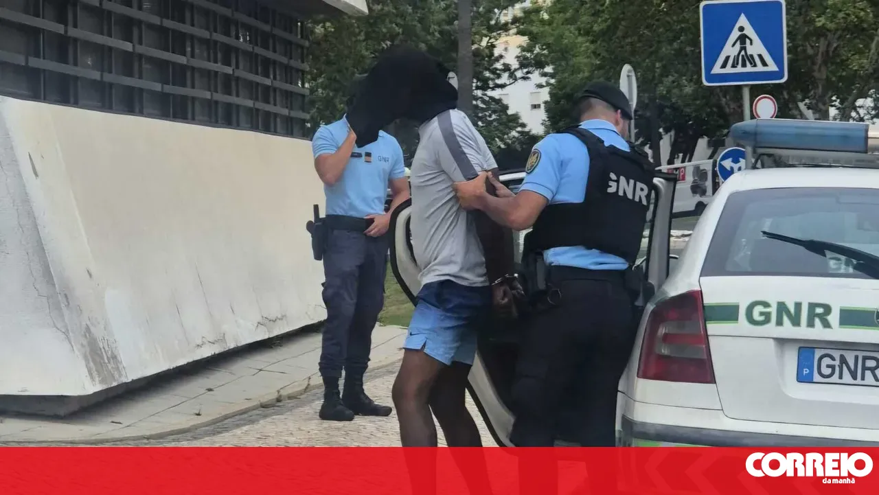 Driver in Albufeira collision awaits judicial measures