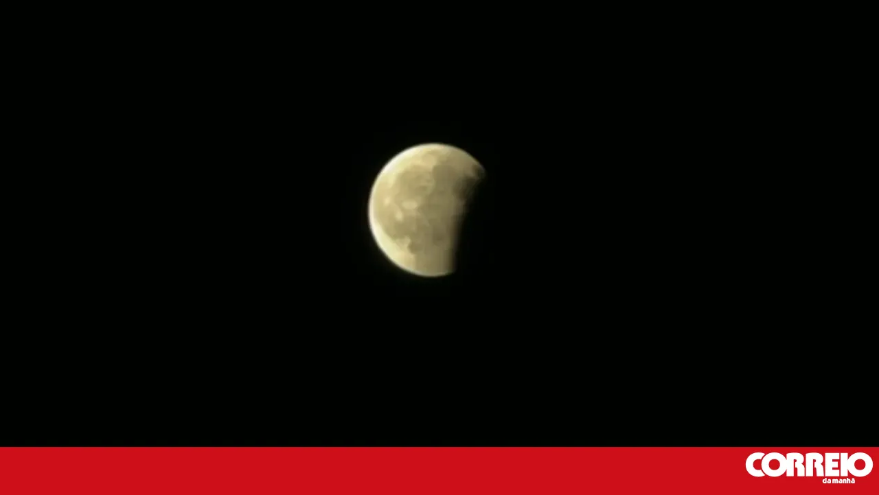 Last eclipse of the year covered 96% of the Moon with a reddish hue