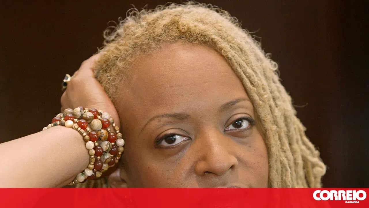 Cassandra Wilson, a jazz icon of the 80s and 90s, has died