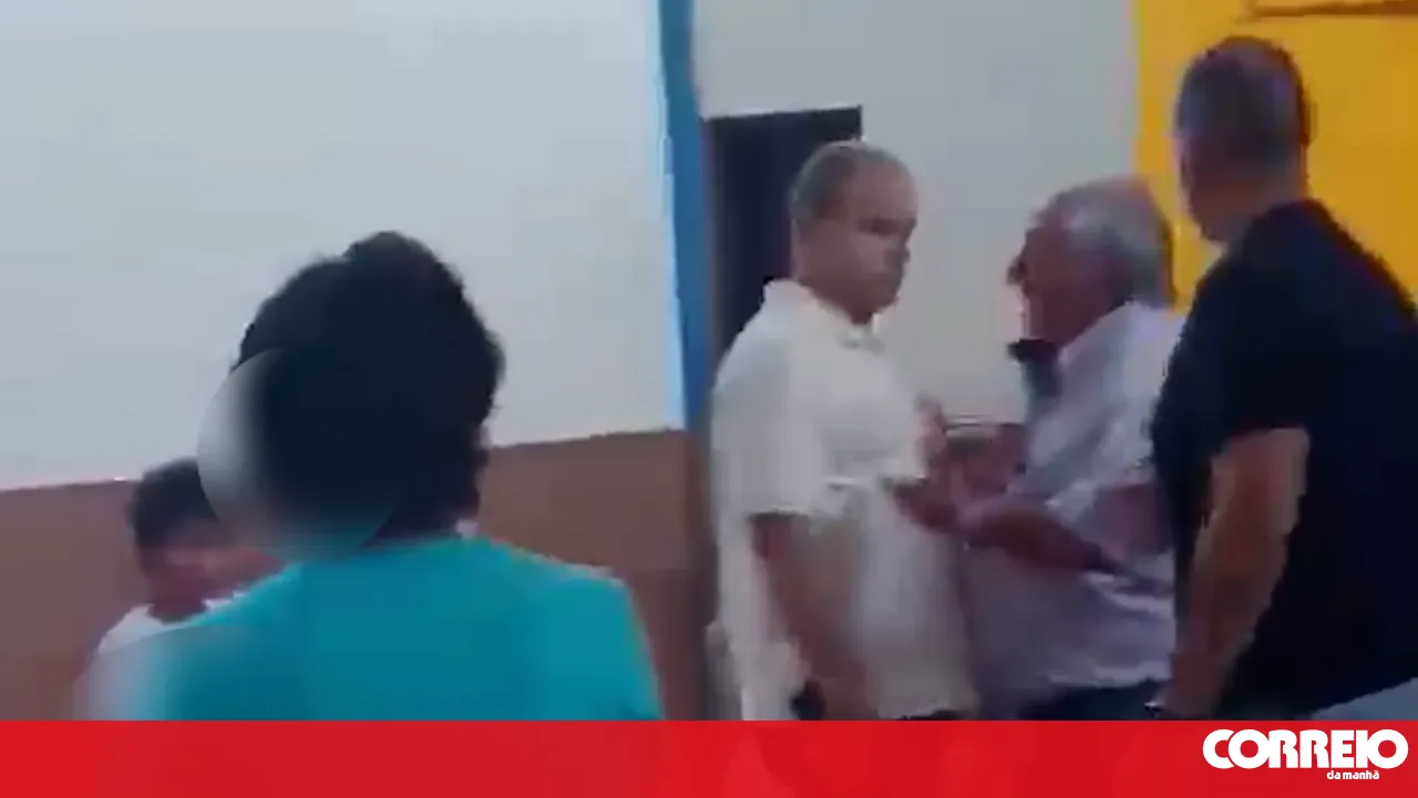 Video shows altercation between former councillor and Elvas municipal officials