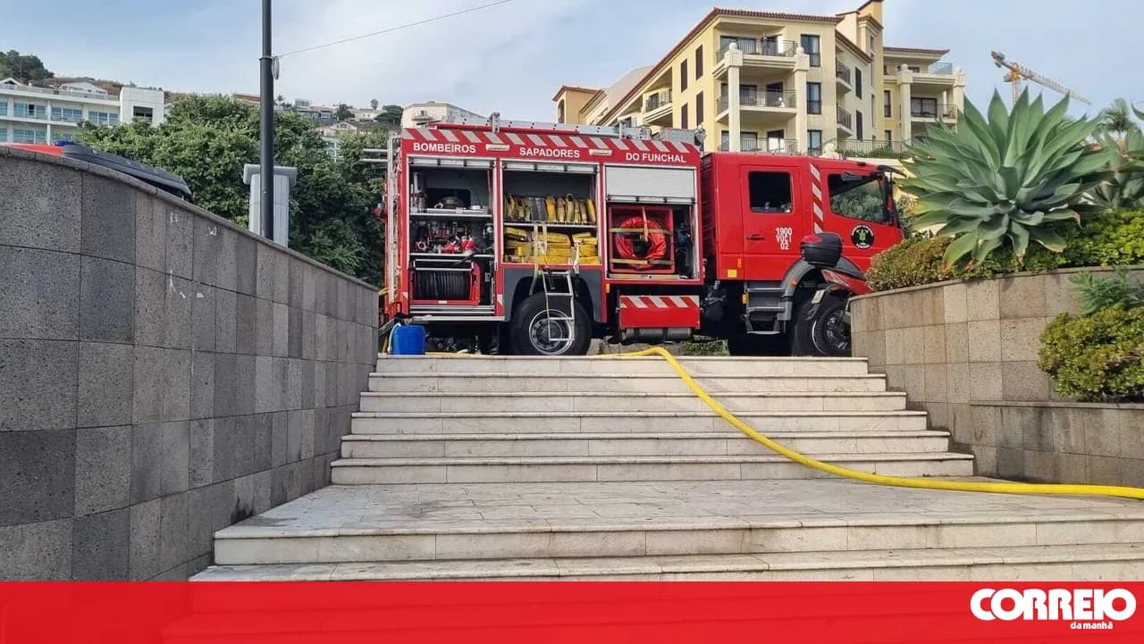 Fire breaks out at a restaurant in Funchal