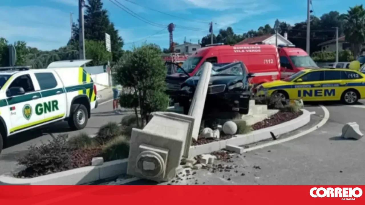 Collision between two cars leaves two injured in Vila Verde