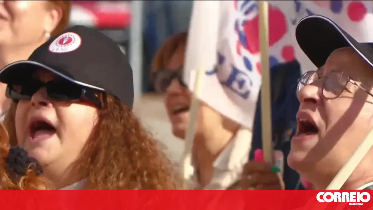 IPSS workers protest in Porto demanding better conditions