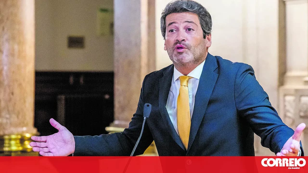 Ventura considers debate on abortion untimely and criticises Passos Coelho