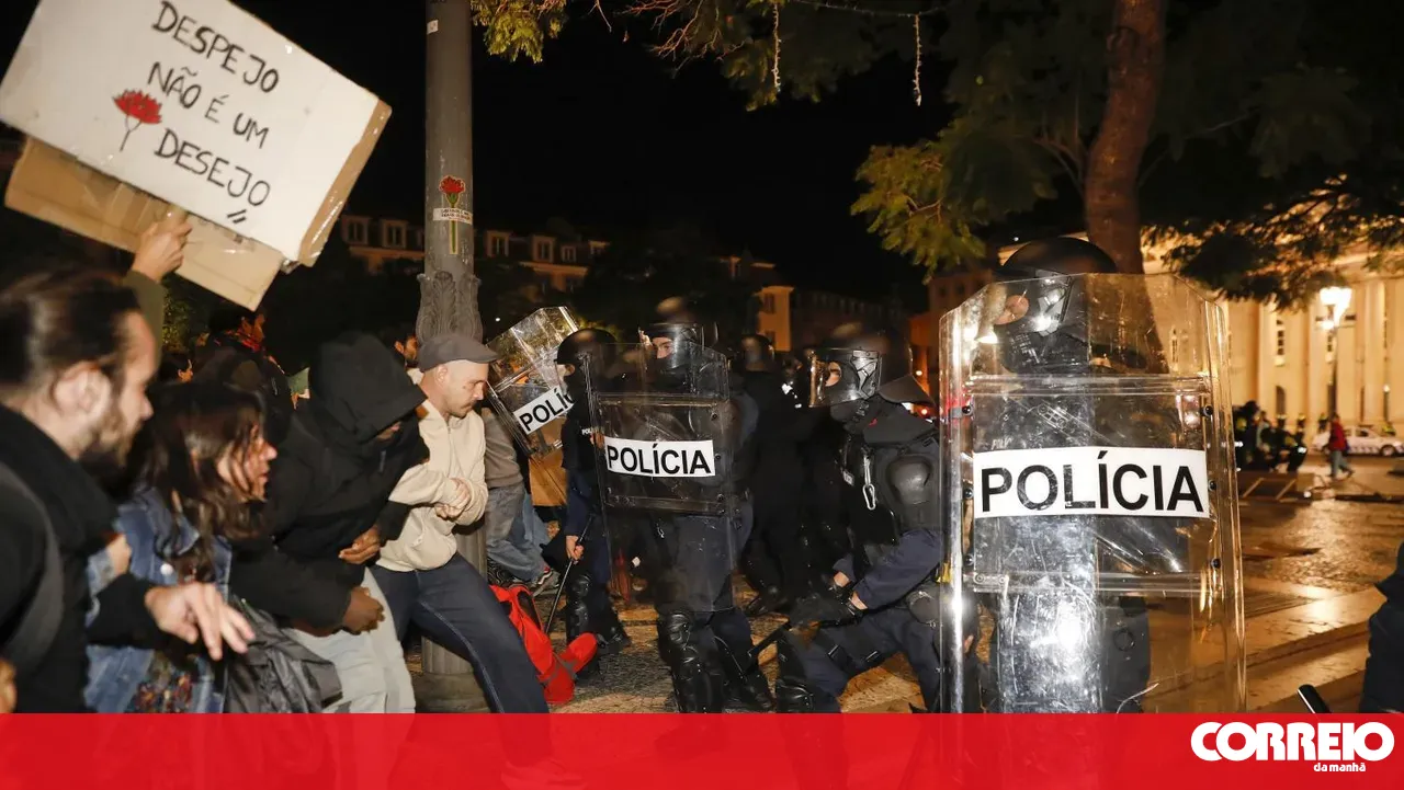 31 arrested and 11 injured during housing protests in Lisbon and Porto