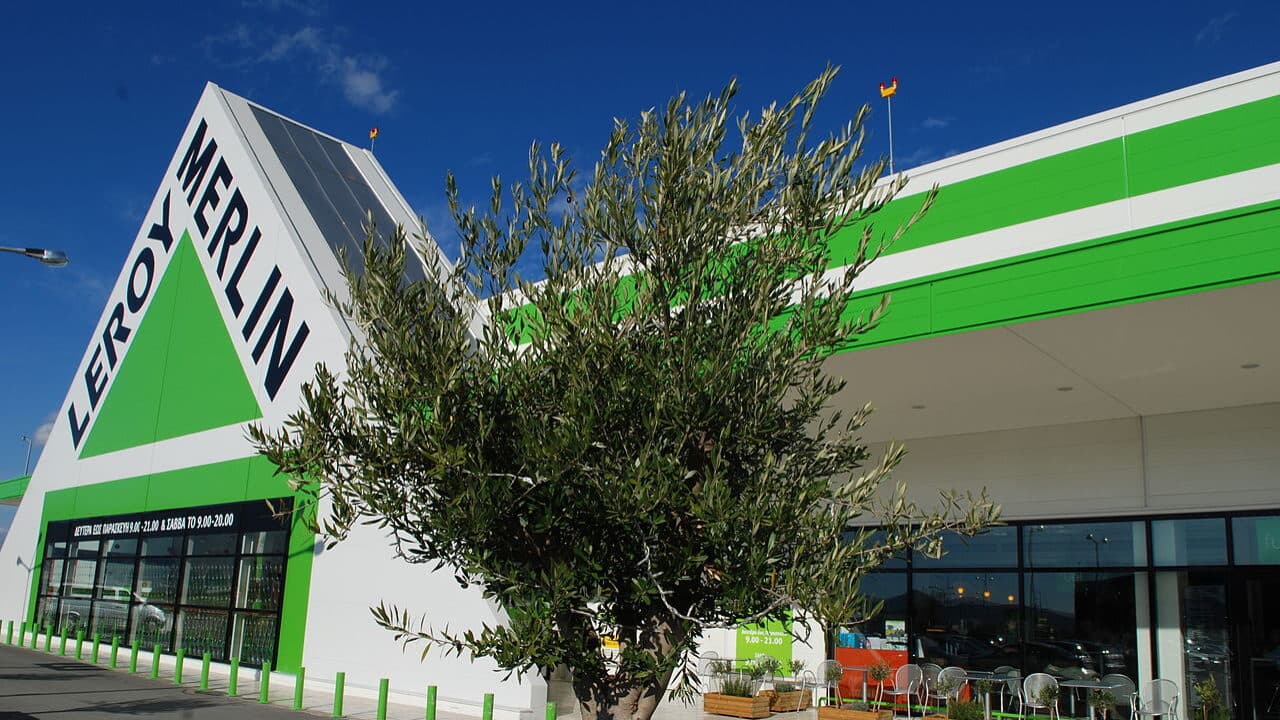 Leroy Merlin seeks 20 young people for internships in operations