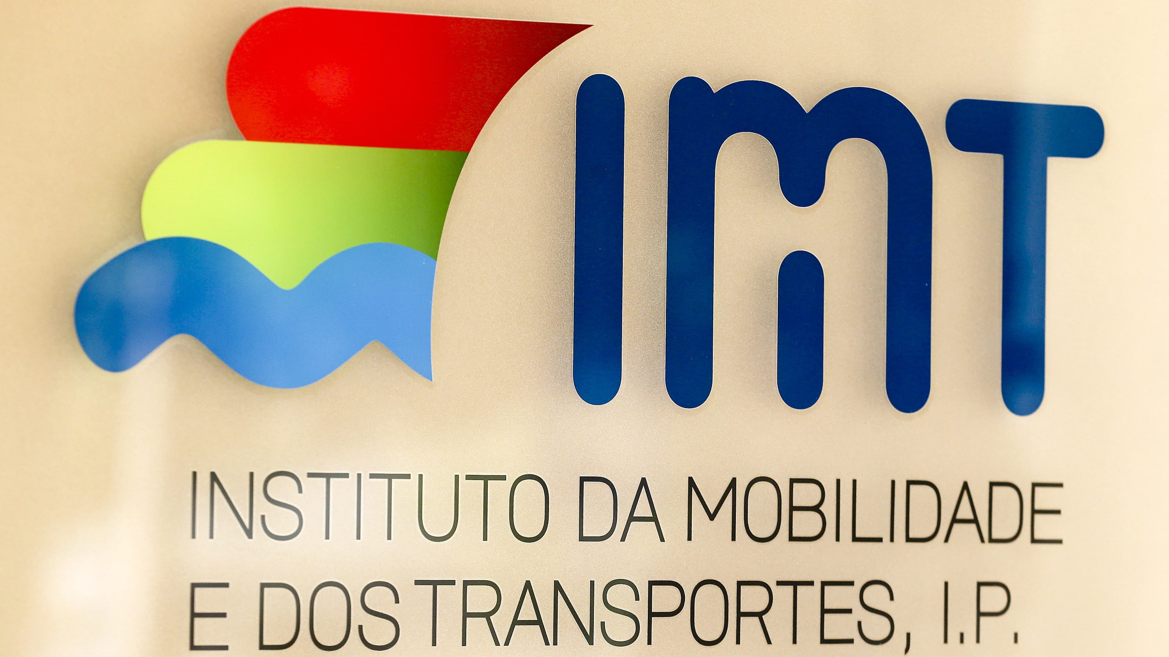 Government moves forward with organic restructuring of the Institute for Mobility and Transport