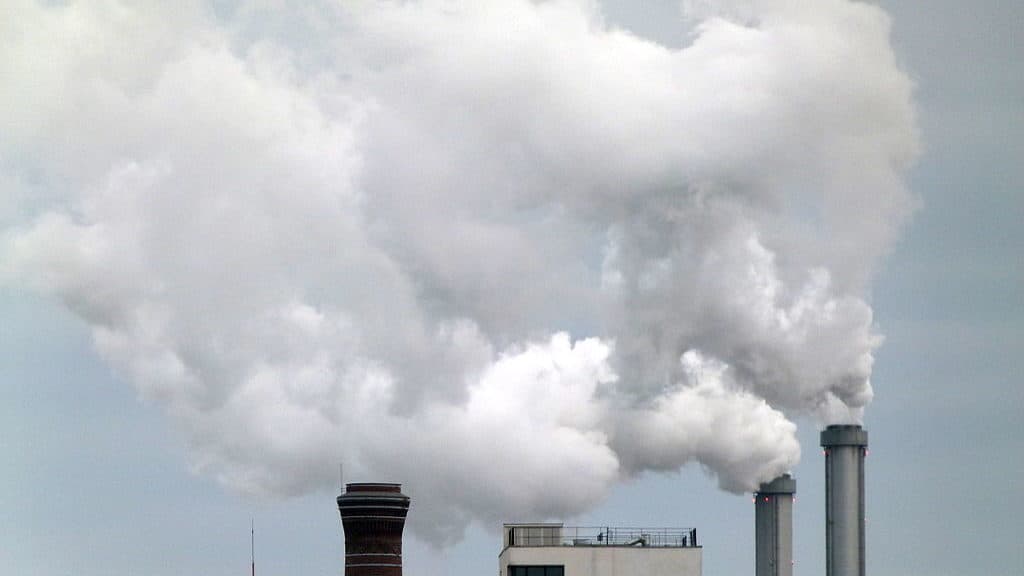EU boosts cross-border carbon pricing