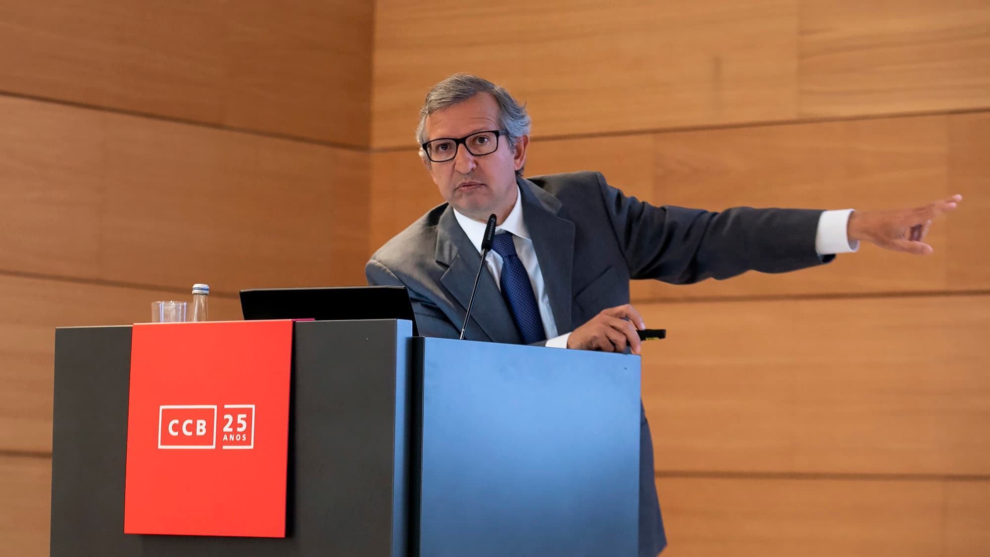 Forum for Competitiveness anticipates 'slight recovery in growth'