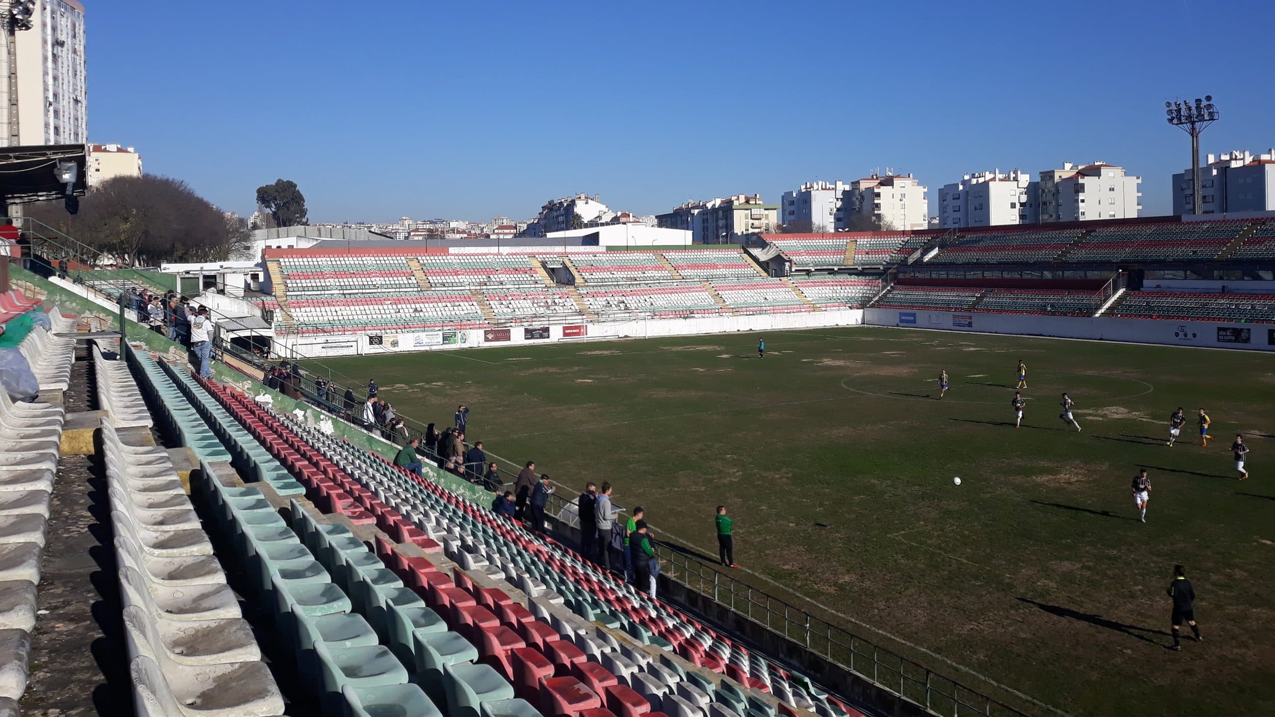 Estrela da Amadora sells 90% of its SAD for 40 million