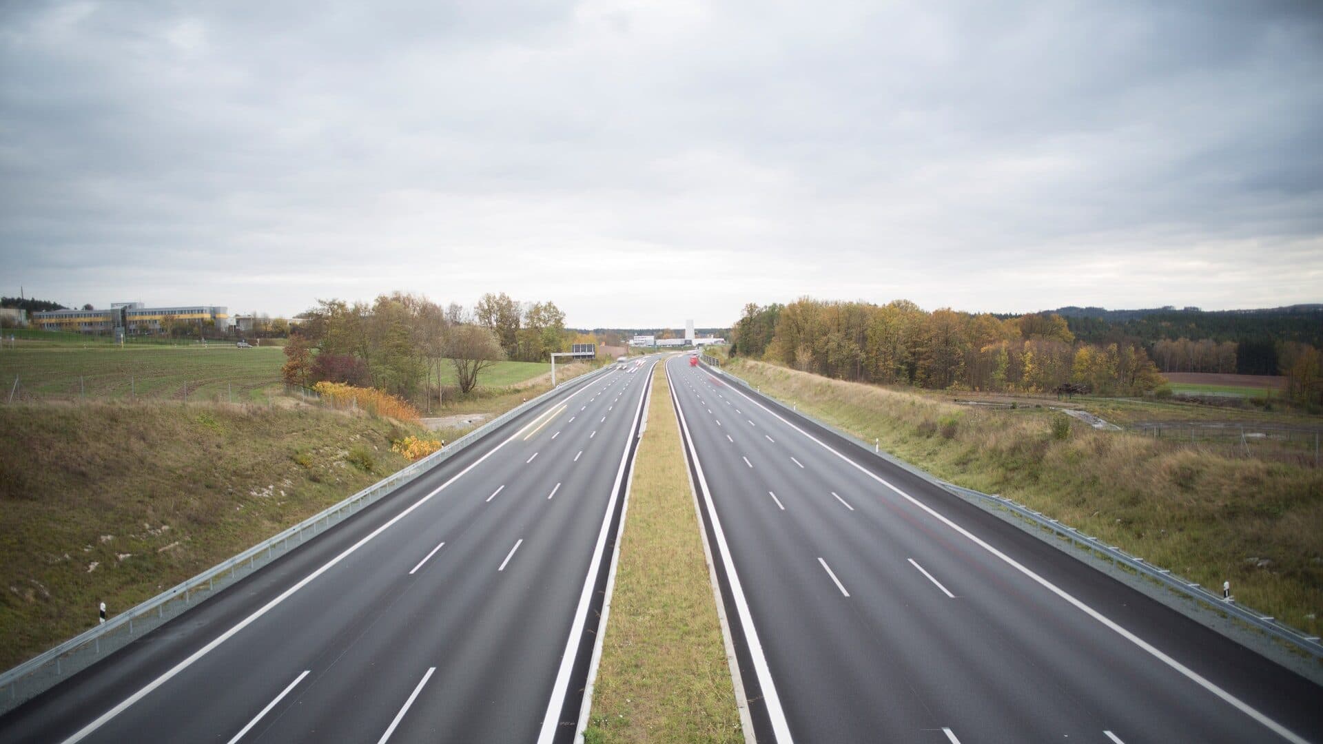 Traffic on Interior and Algarve SCUT motorways rises by double digits following the end of tolls