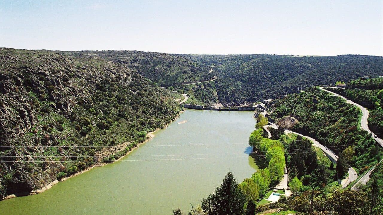 EDP dam sale business risks paying double IMT and Stamp Duty