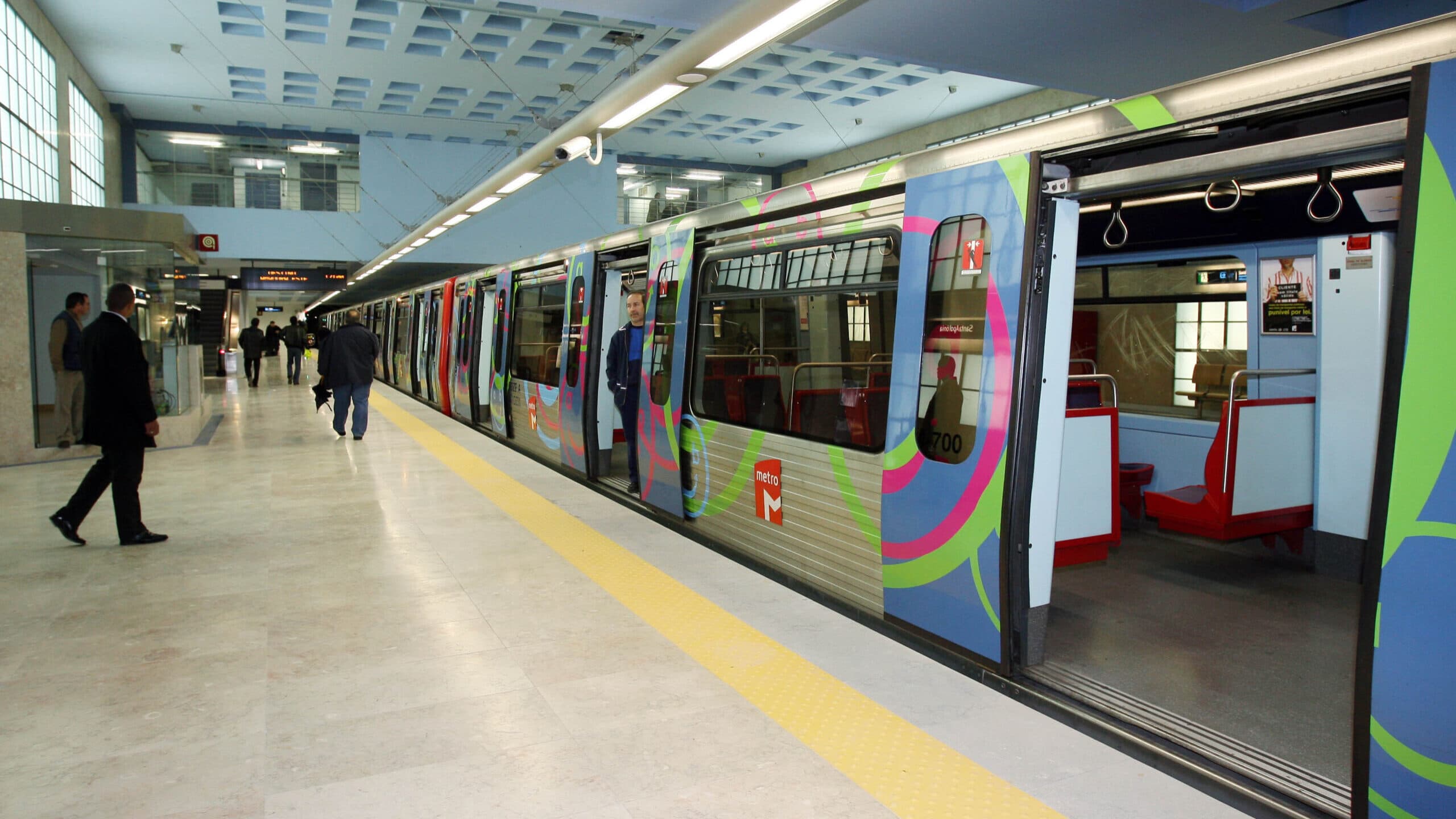 General Strike. Lisbon Metro anticipates service disruption and station closures