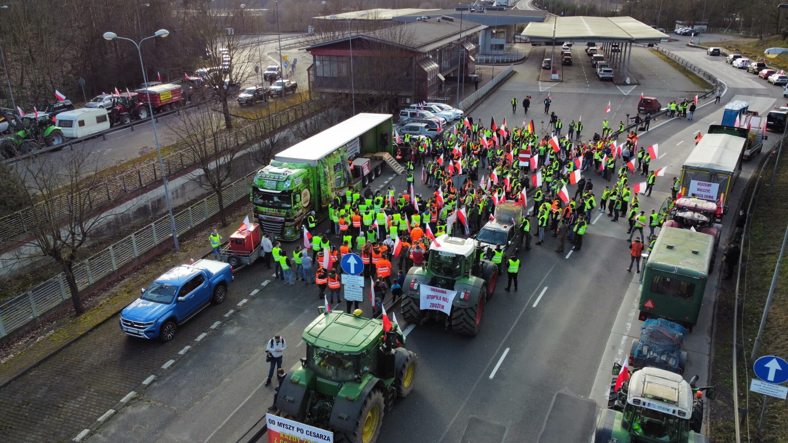 Irish and Spanish farmers protest against EU–Mercosur agreement