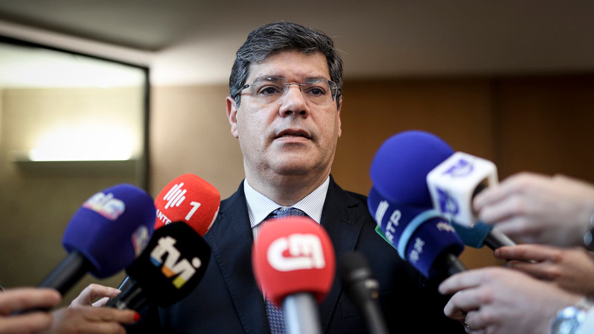 PS accuses Government of raising taxes "not even 48 hours" after budget approval