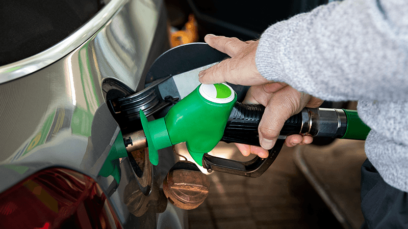 Fuel prices expected to fall, but Government maintains ISP discount level on diesel and petrol