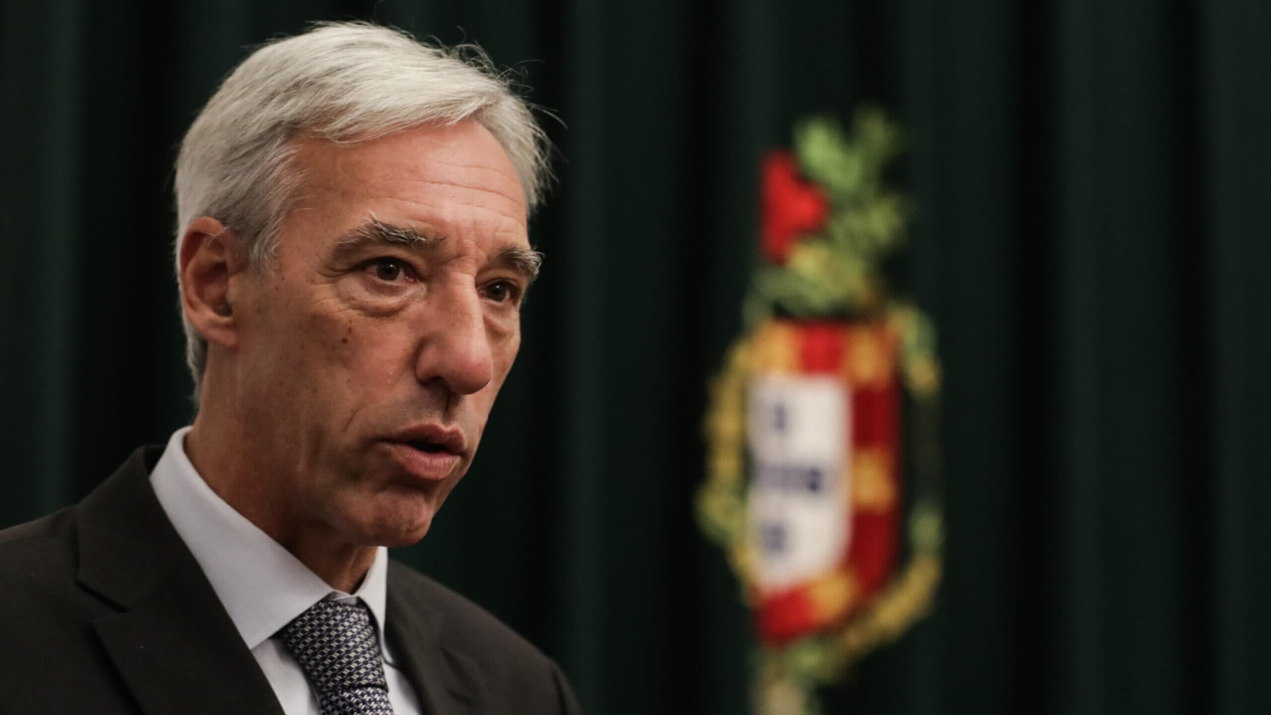 Former minister Gomes Cravinho warns that buying F-35 fighter jets from the US would be a “serious mistake”