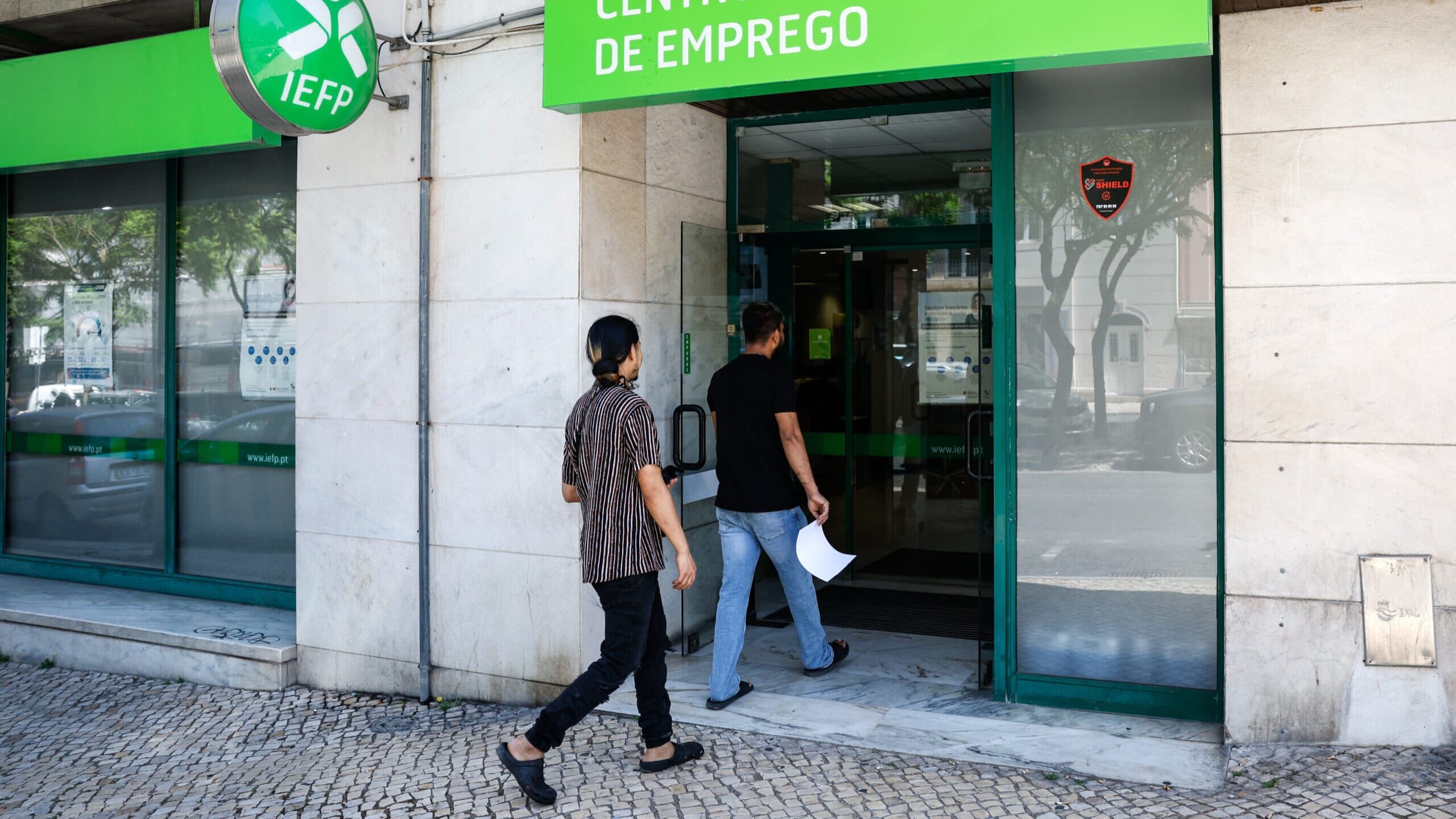 Unemployment stabilises in Portugal and remains below the European Union average