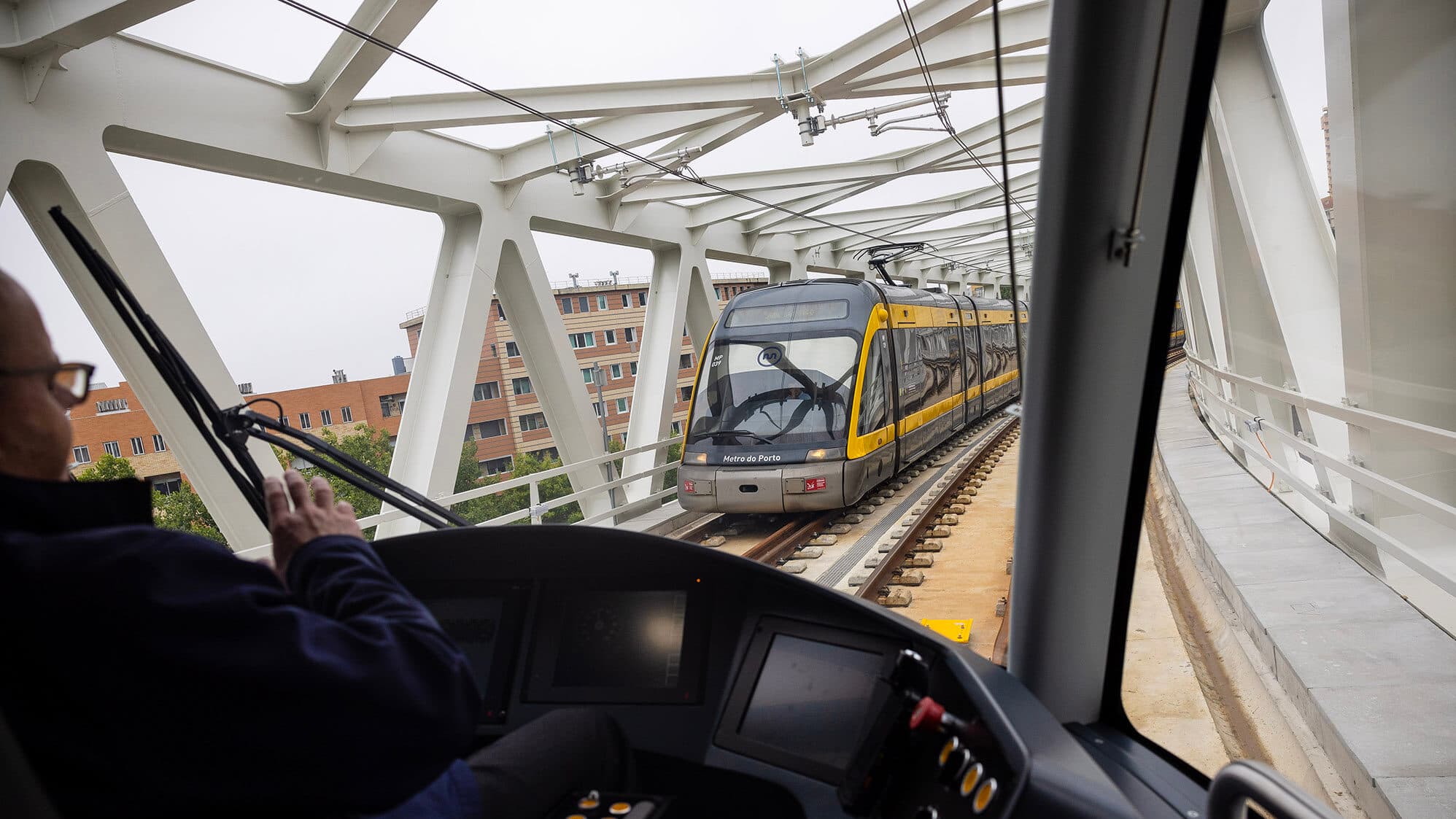 Tender for Metro do Porto concession slips, forcing another extension with Barraqueiro