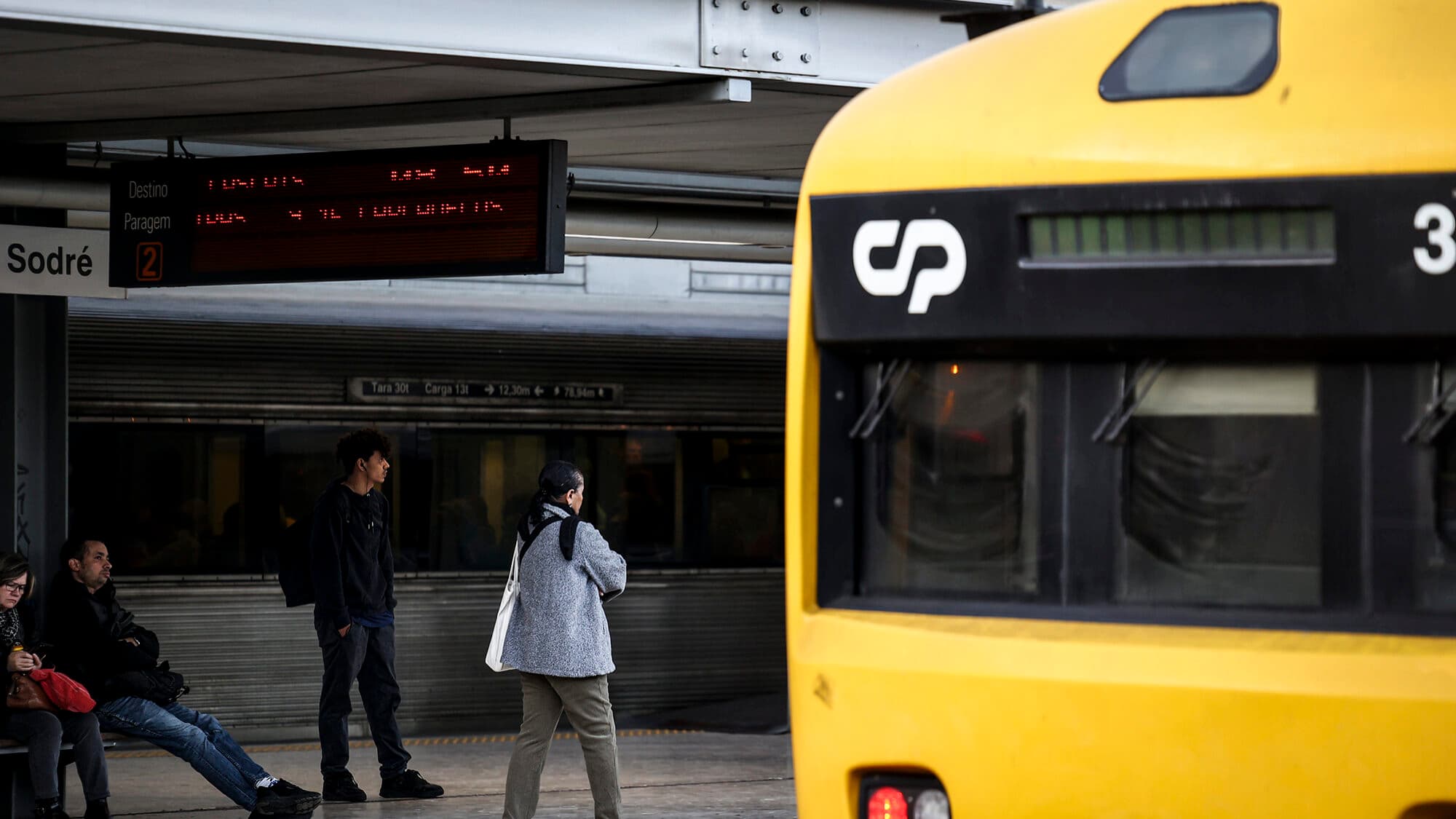 Ban on train drivers operating under the influence of alcohol comes into force within a month