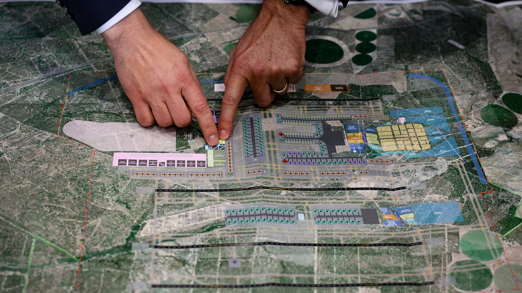 Government halts new construction near Lisbon's future airport