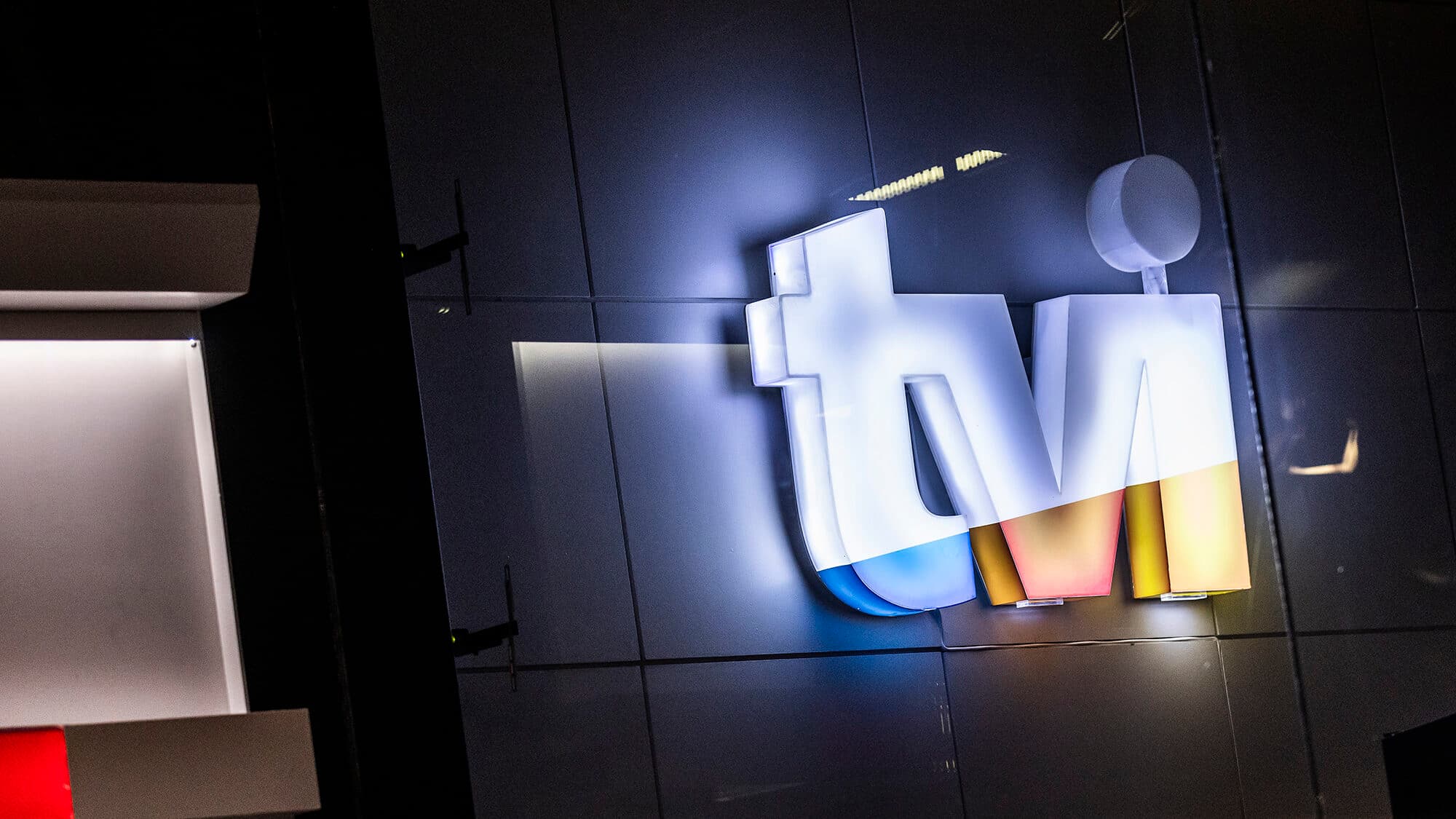 430,000 euros per World Cup match draws criticism from TVI