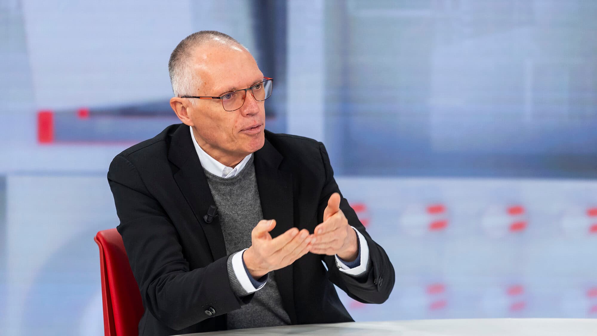 Consortium will only buy Azores Airlines if the region takes on the liabilities