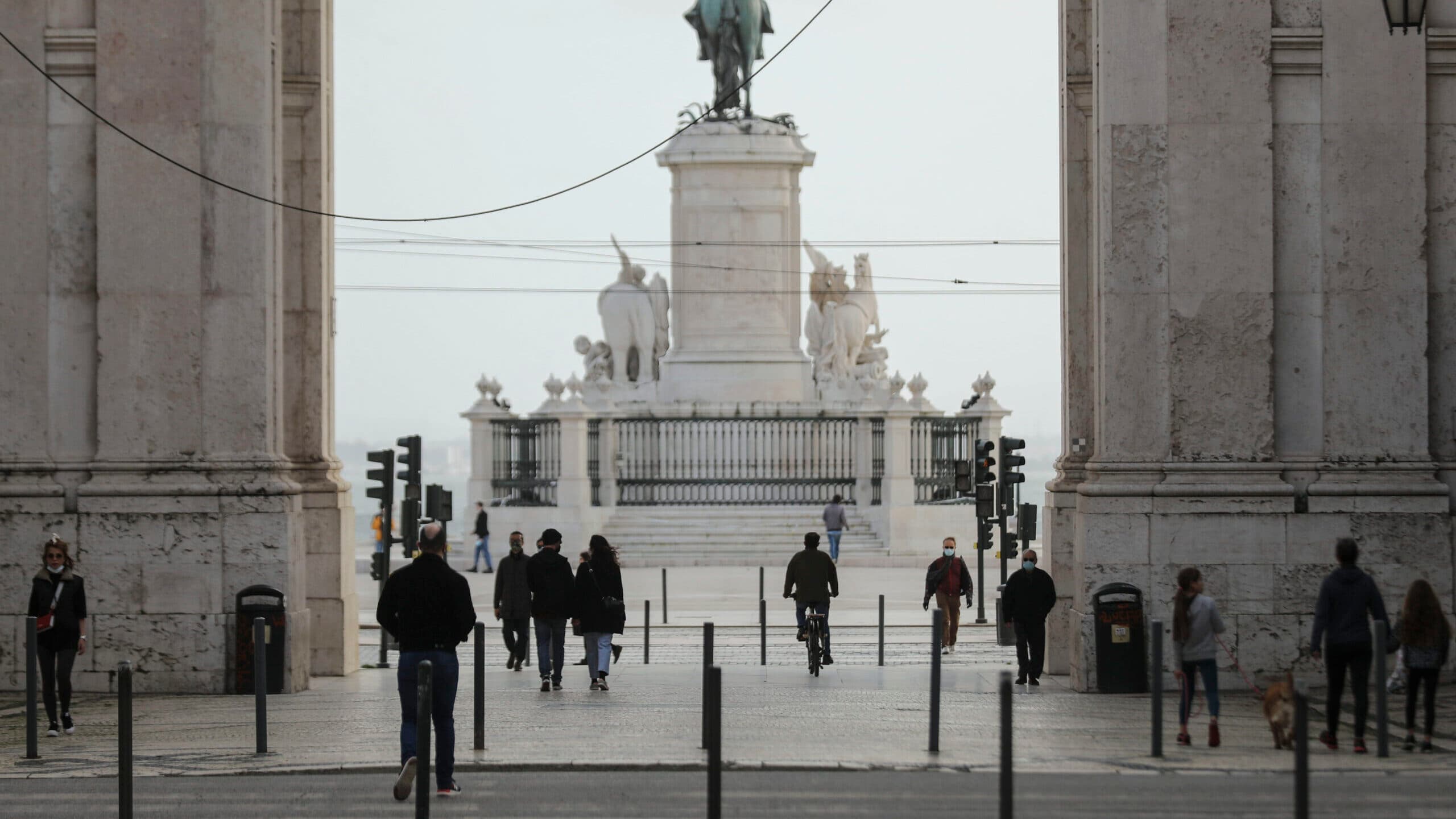 Unemployment fell to 5.6% in the final month of 2025. Employment at record highs