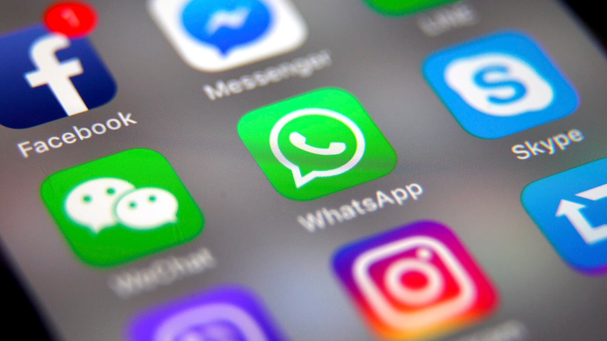 Presidential election: Algorithms have changed the political space and the electoral law scarcely mentions social media