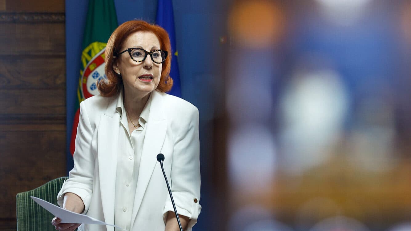 Tax on electricity producers eliminated to "reduce costs for consumers"