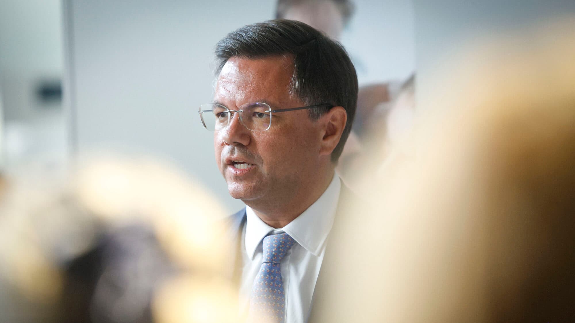 Government considers fee to access the Digital Business Wallet