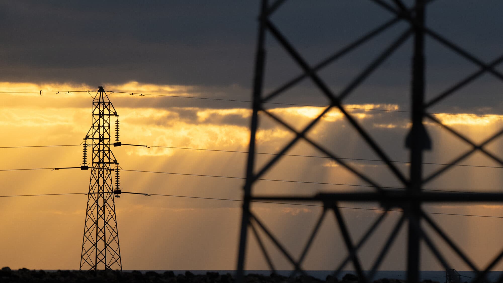 EU outlines plan to raise €1.2 trillion by 2040 for energy networks