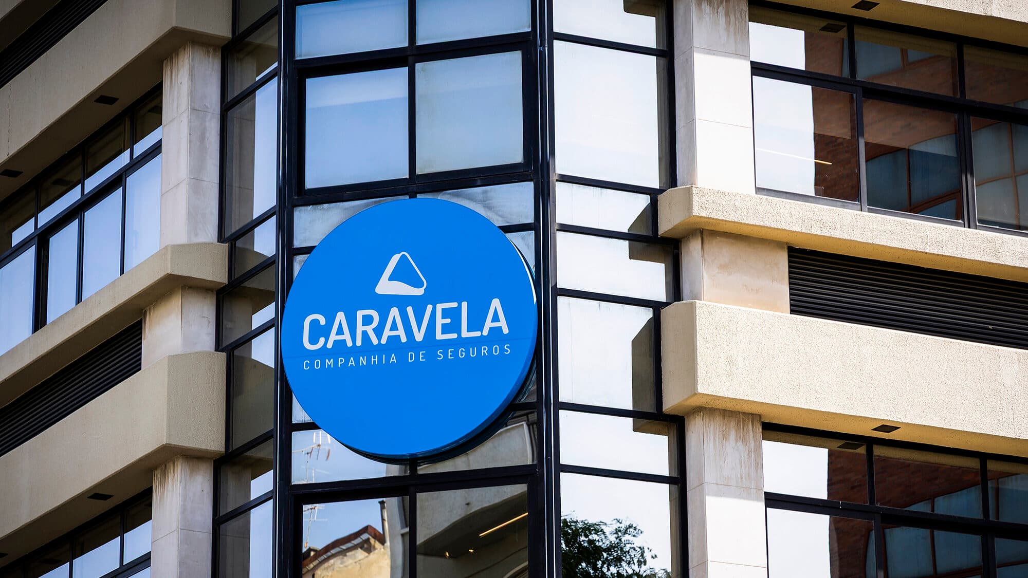 Allianz acquires 100% of insurer Caravela