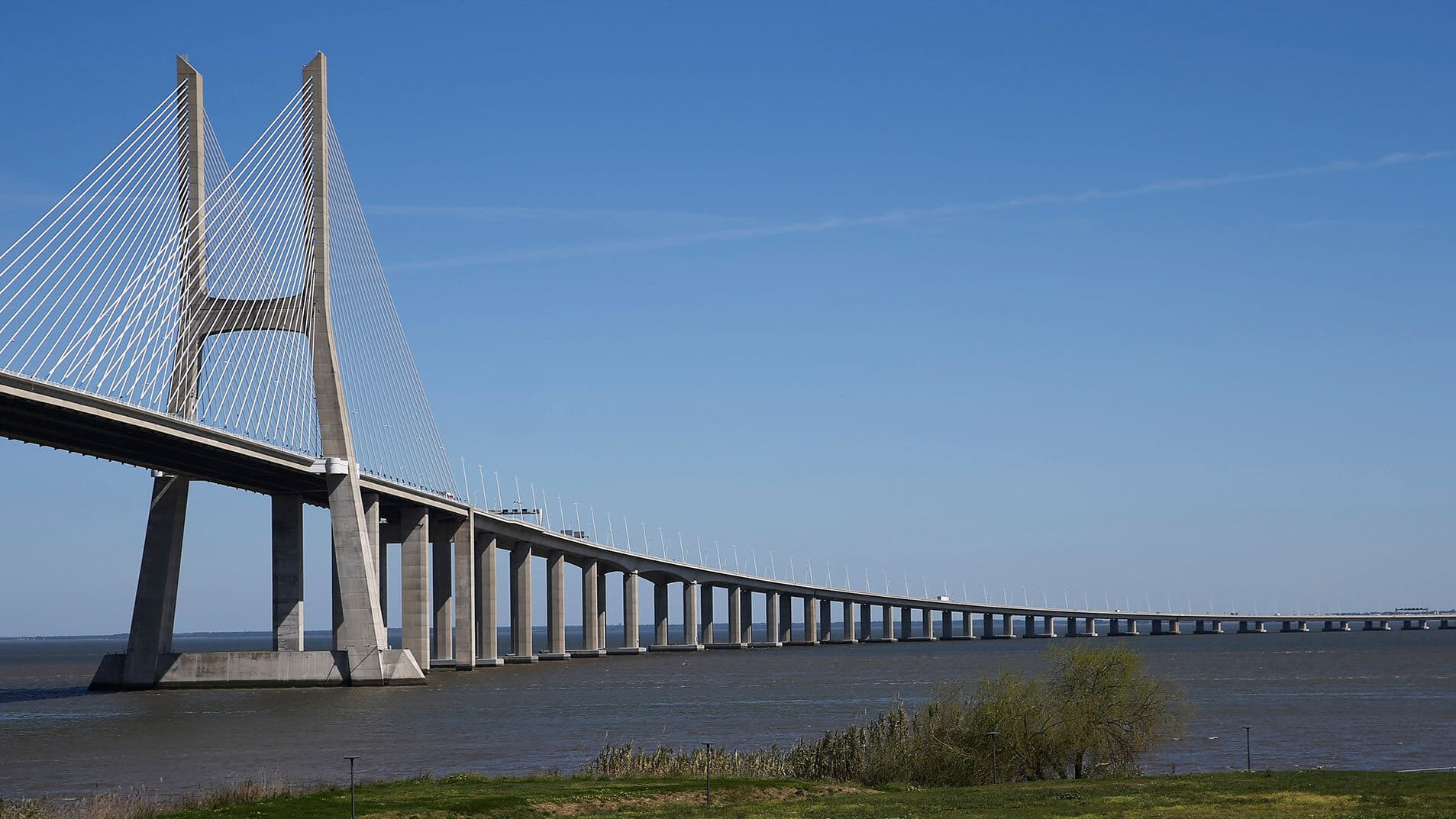 Future concession to integrate four Tagus River crossings