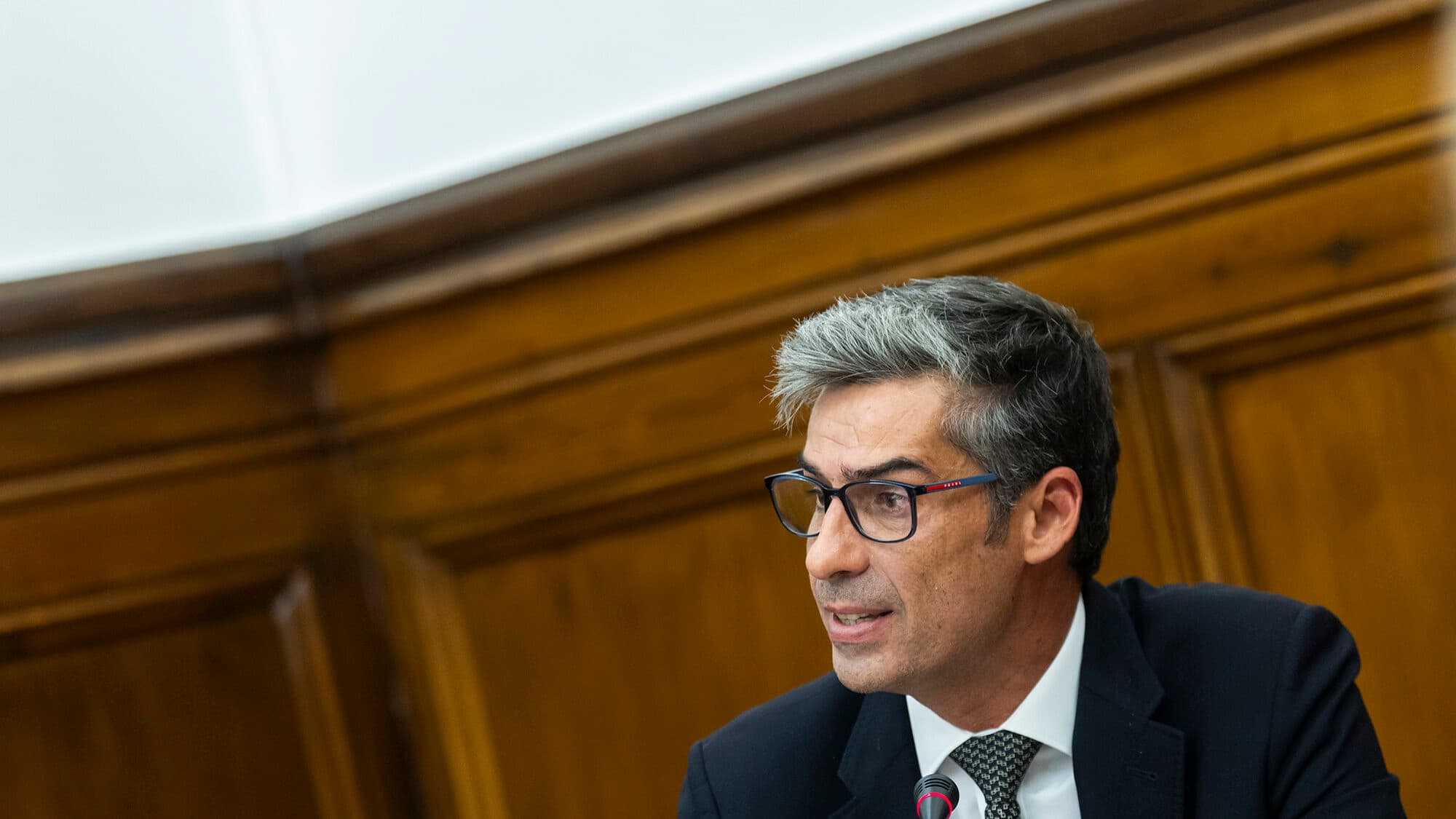 Portugal proceeds with ten-year syndicated bond issuance
