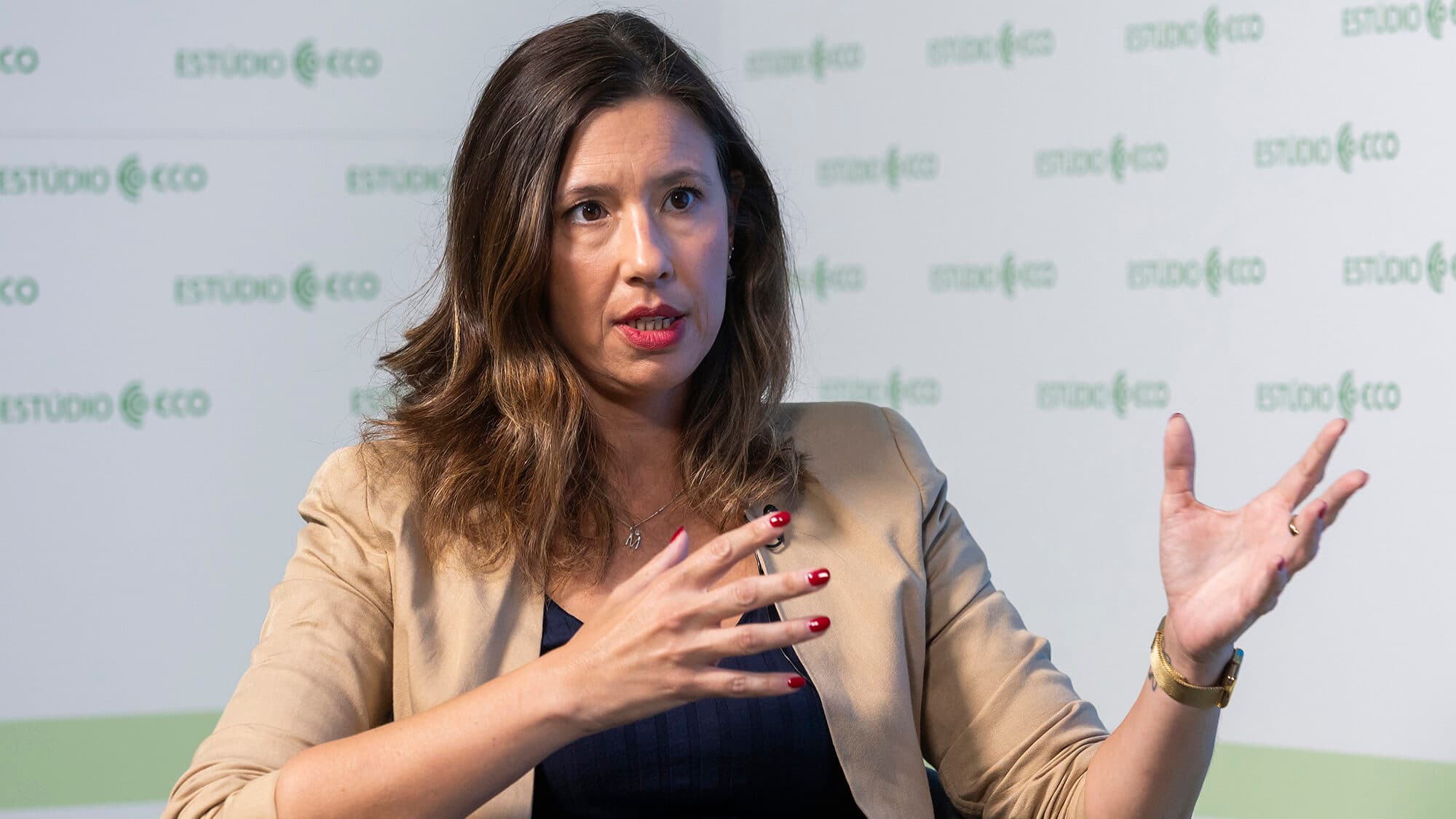 IL presents proposal to remove terminal management from bus operators