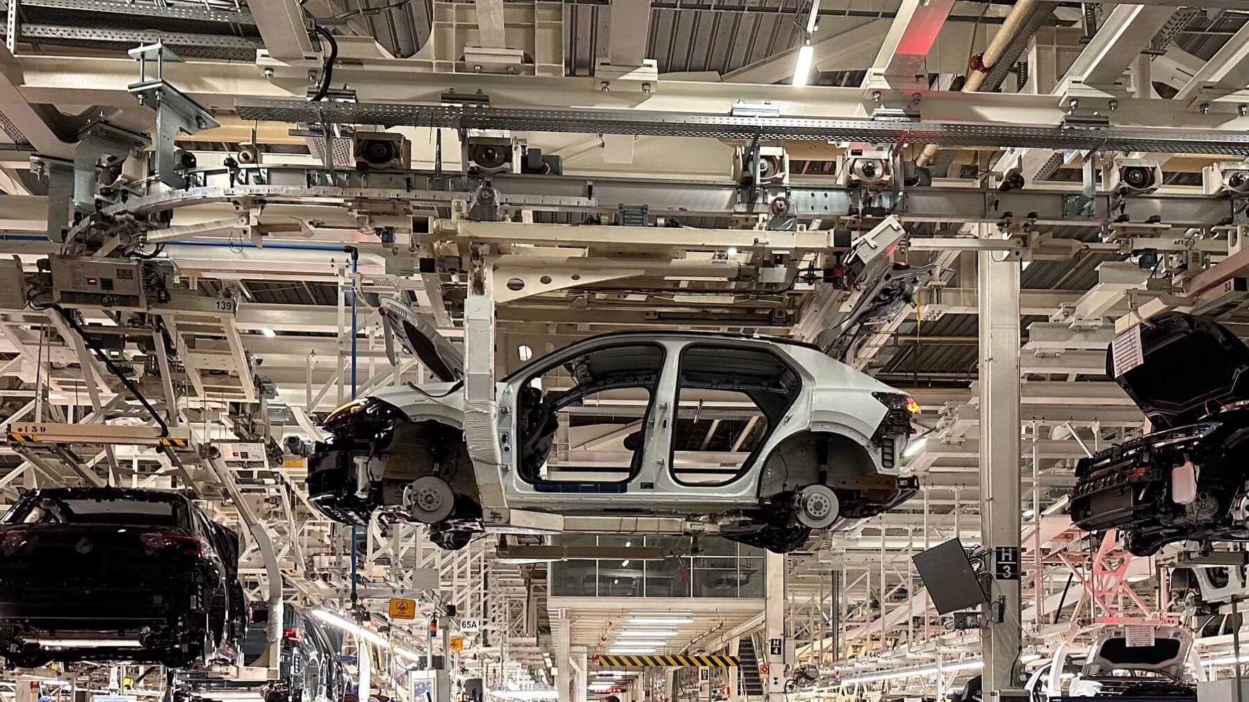 Automobile production brakes hard again in September and has already fallen 10% for the year