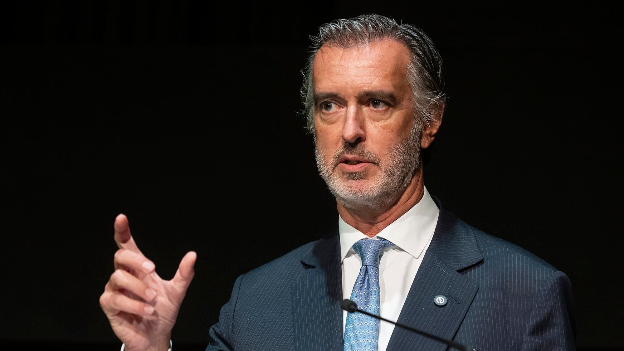 Digital mentions and followers of Cotrim de Figueiredo rise during 'horribilis' week