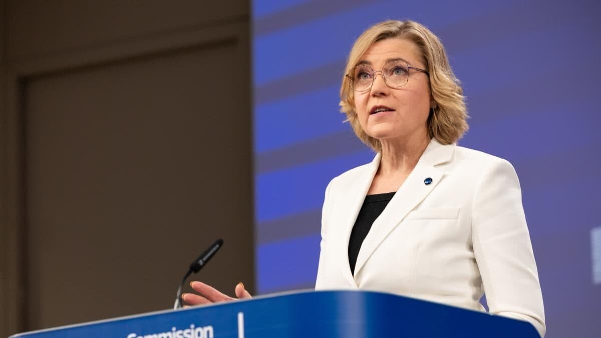 Brussels proposes forcing countries to restrict Huawei's role in 5G