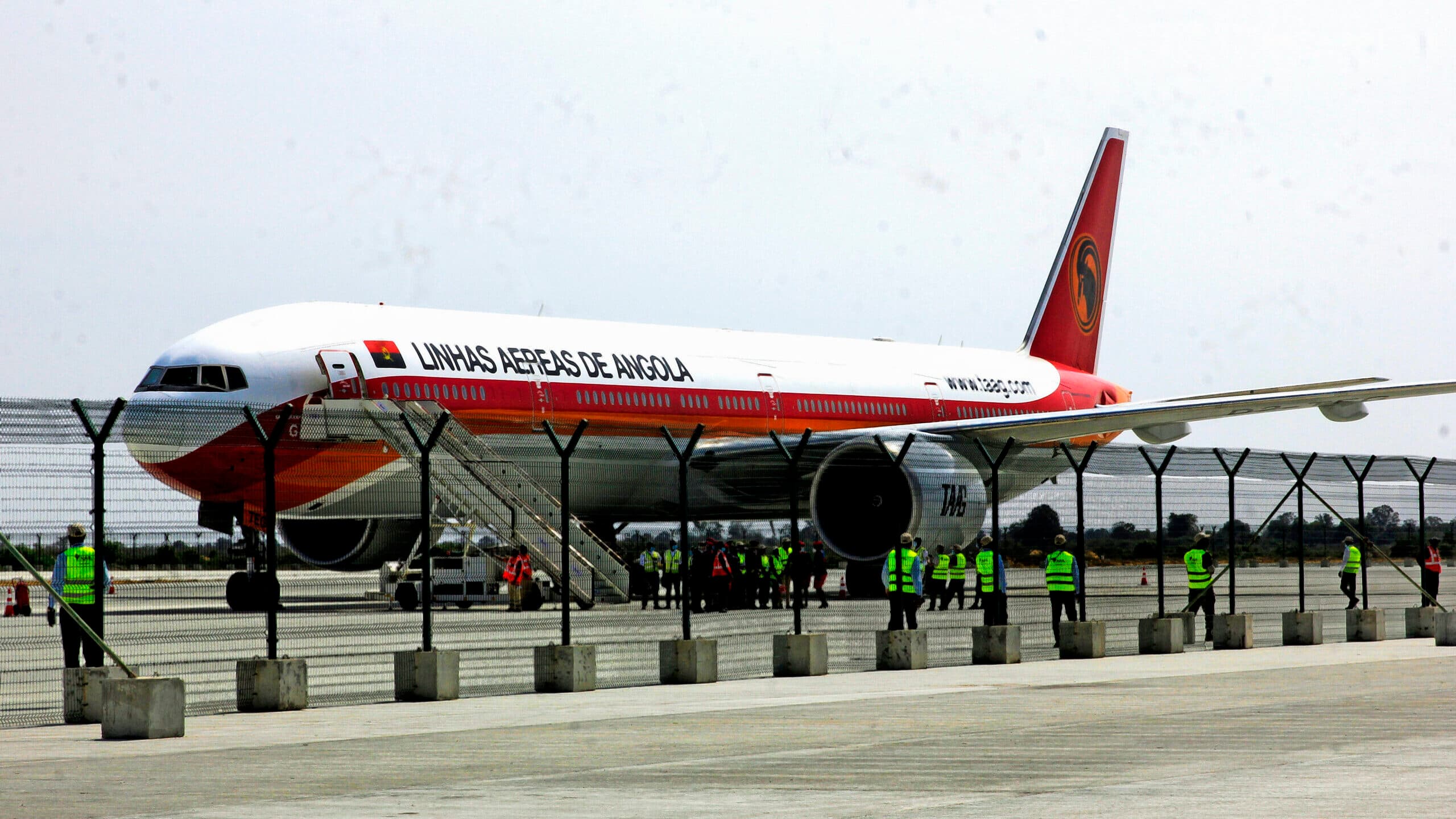 Angolan TAAG cancels daytime flight to Lisbon on day of general strike in Portugal