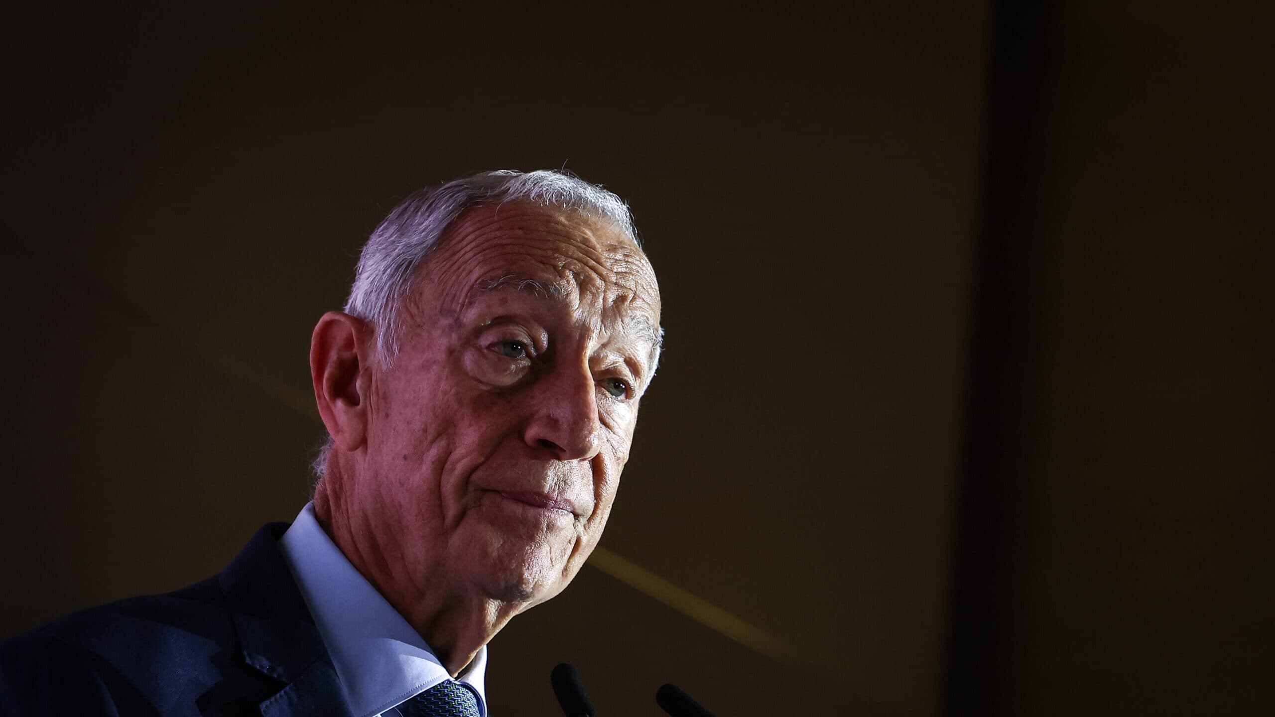 Subsídio de mobilidade. Marcelo critica Governo por exigir documento que o Estado já tem