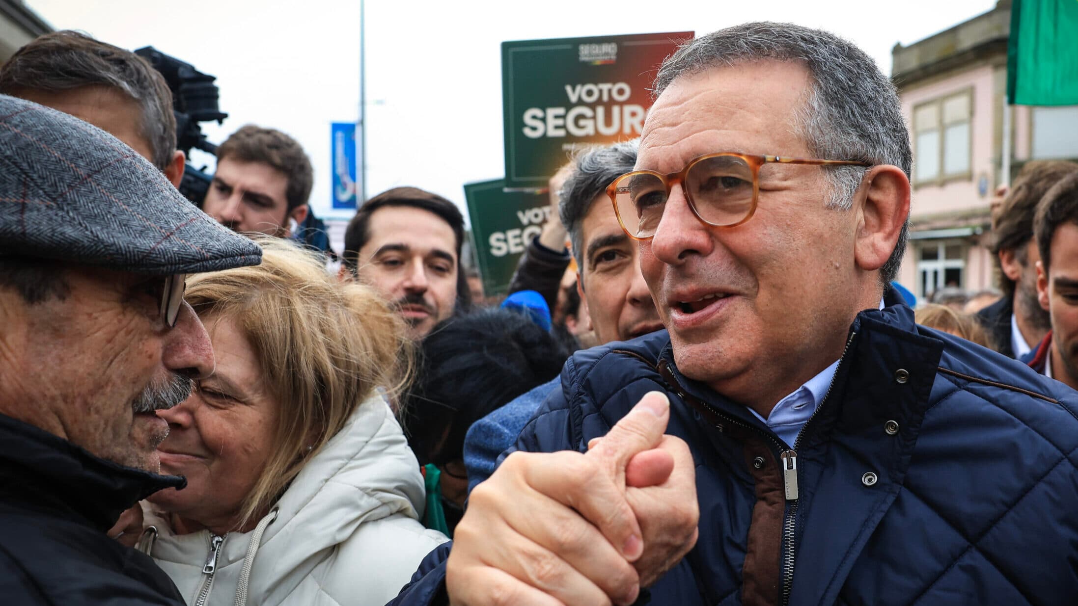 Seguro warns that 'enemies of democracy' will bring 'an old world' if elected