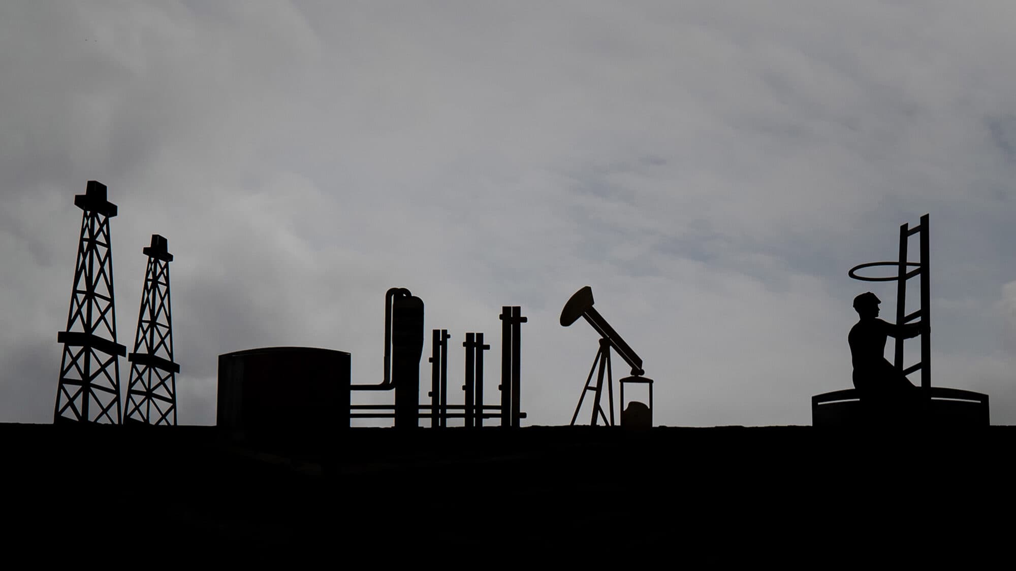 Brent crude ends the week with a 9% gain. Since the start of the war, it has soared by almost 40%