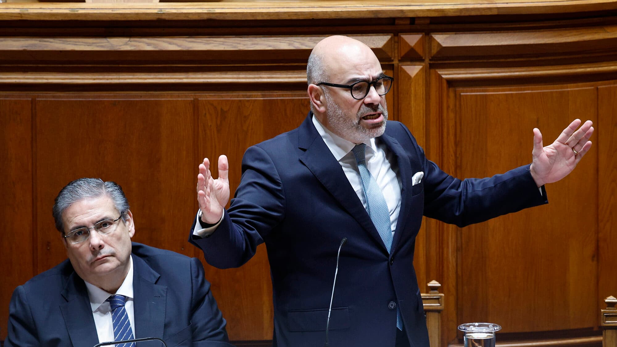 State manages real estate assets poorly, admits Housing Minister. The solution? Municipalities, private entities, and non-profit social organizations